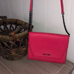 Pink shoulder bag